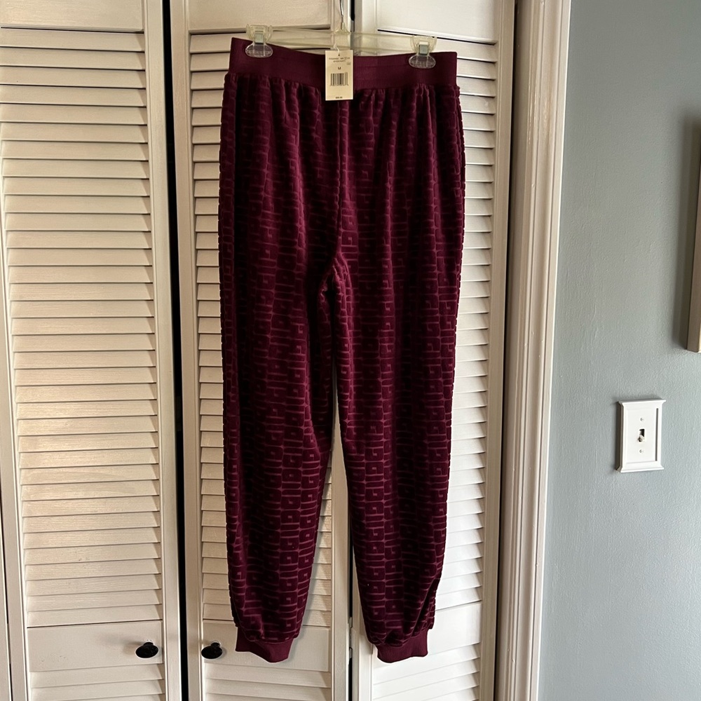 Guess Textured Joggers SZ MED NWT